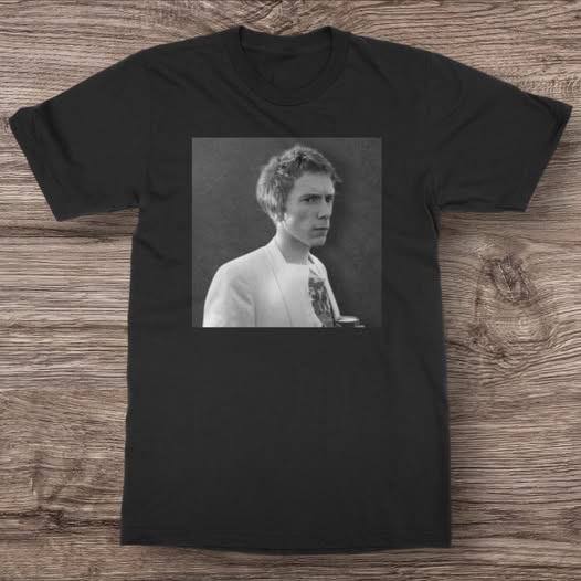 Jonny Classic Unisex T-Shirt